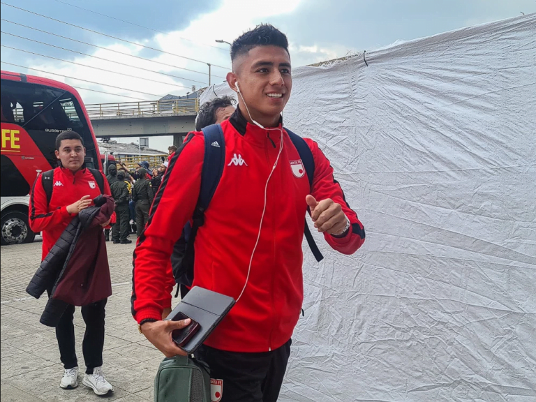 SANTA FE DISIPA los rumores sobre el traspaso de Kevin Mantilla al Oporto y promete mantener a su jugador estrella