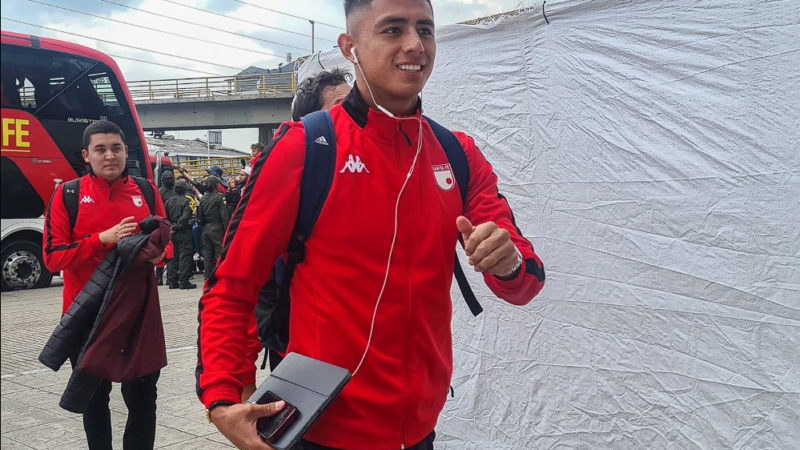 SANTA FE DISIPA los rumores sobre el traspaso de Kevin Mantilla al Oporto y promete mantener a su jugador estrella