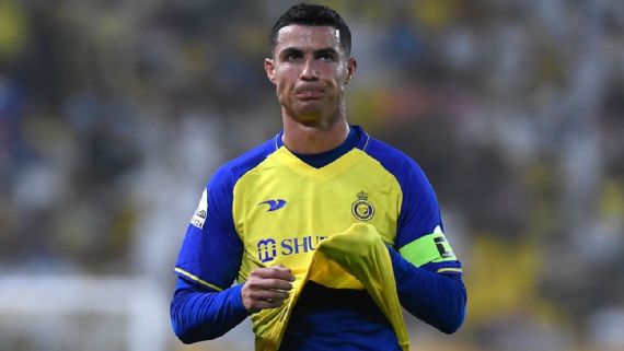 Cristiano Ronaldo busca salir de Al Nassr: dos motivos clave detrás de su deseo de abandonar el club.