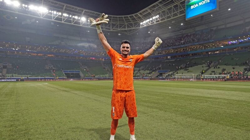 Sergio Romero Rompe Récord: Más Penales Atajados que Óscar Córdoba en Copa Libertadores con Boca Juniors