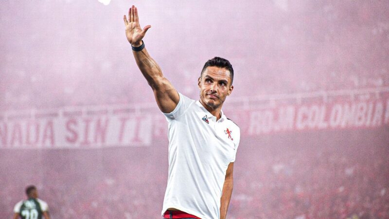 Lucas González Revela su Opción de Dirigir a Atlético Nacional: ¿Un Nuevo Rumbo para el Equipo Verdolaga?