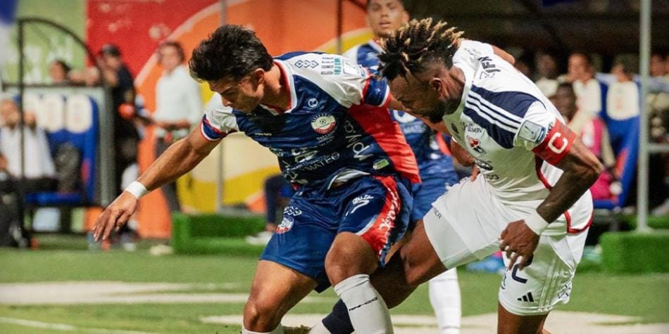 El gol que hace sufrir al DIM: increíble blooper en el empate con Alianza