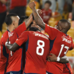 Medellín golea a Llaneros y se adueña del liderato