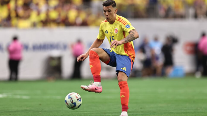 Sinisterra y Uribe, entre las bajas de Colombia para Eliminatorias ante Brasil y Paraguay
