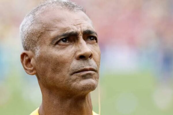 Romario pide despedir a Ancelotti tras la eliminación de Brasil