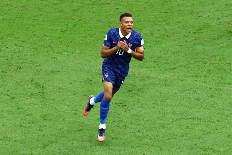 Mbappé, nuevo máximo goleador histórico de los Mundiales