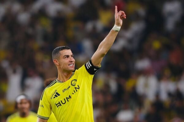 CR7, a 18 goles de los 1.000